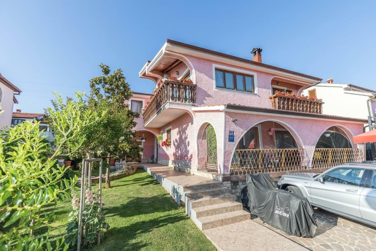 Apartments Darinka Poreč Buitenkant foto