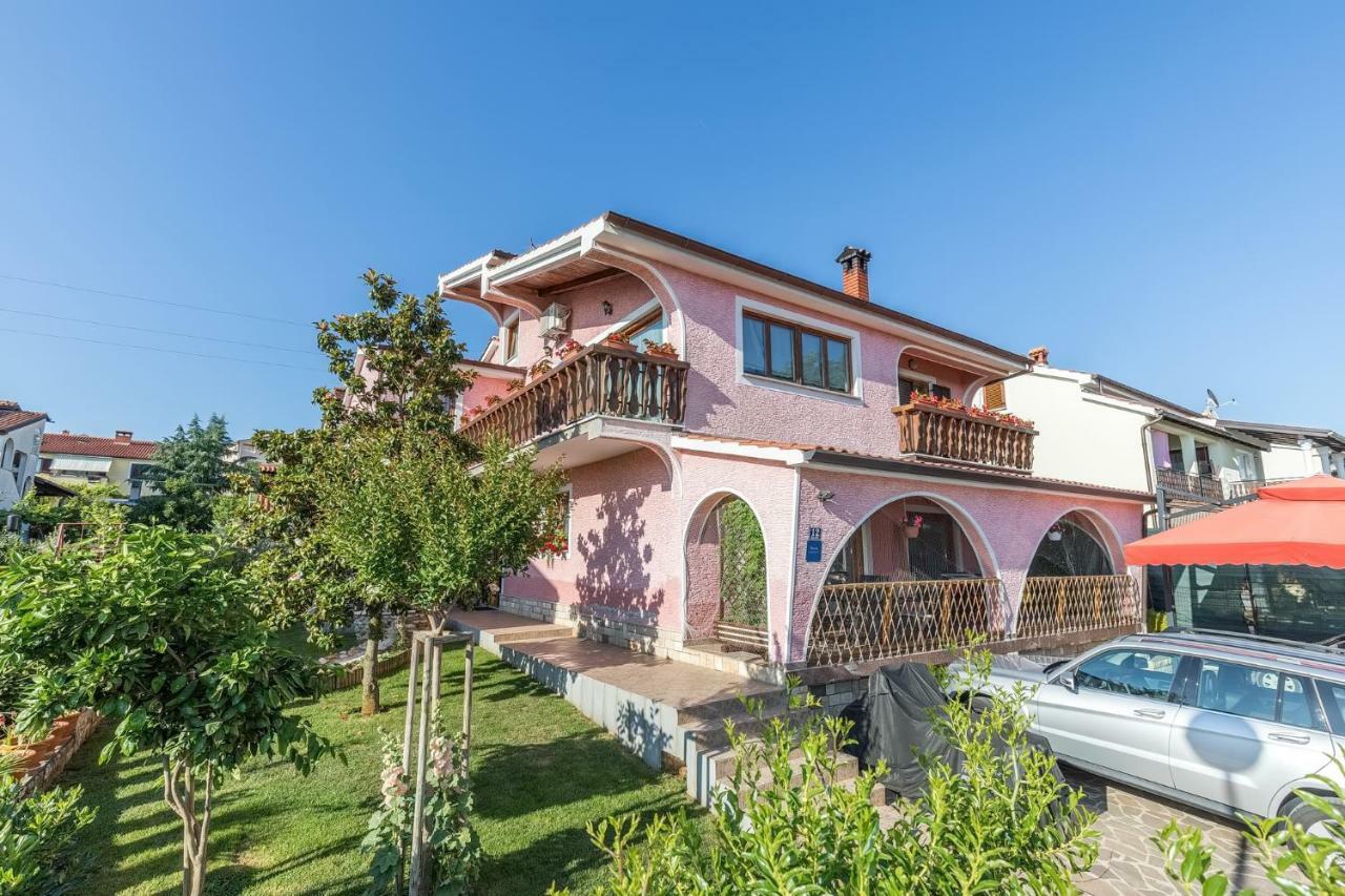Apartments Darinka Poreč Buitenkant foto